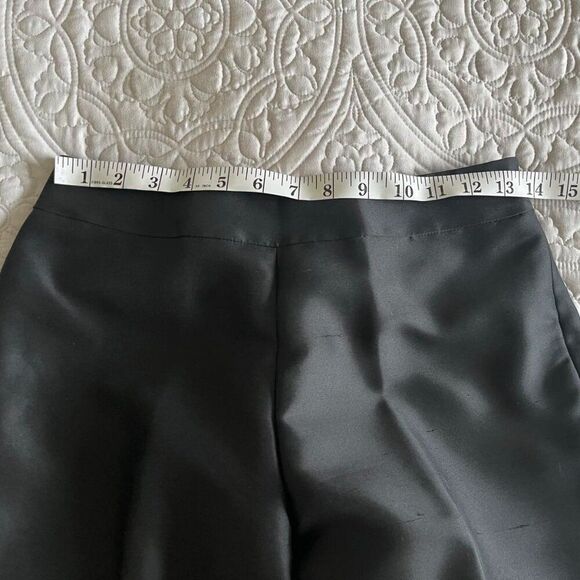 Ann Taylor straight trousers made of 100% silk lined with side zipper Size 2 - Picture 11 of 11